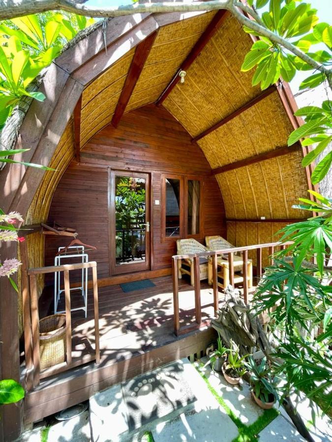 The Golden Ave Bungalow Gili Trawangan Kültér fotó